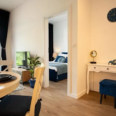 Apartment Stylowy Z Klimatyzacja I Parkingiem Blisko Plazy By Renters